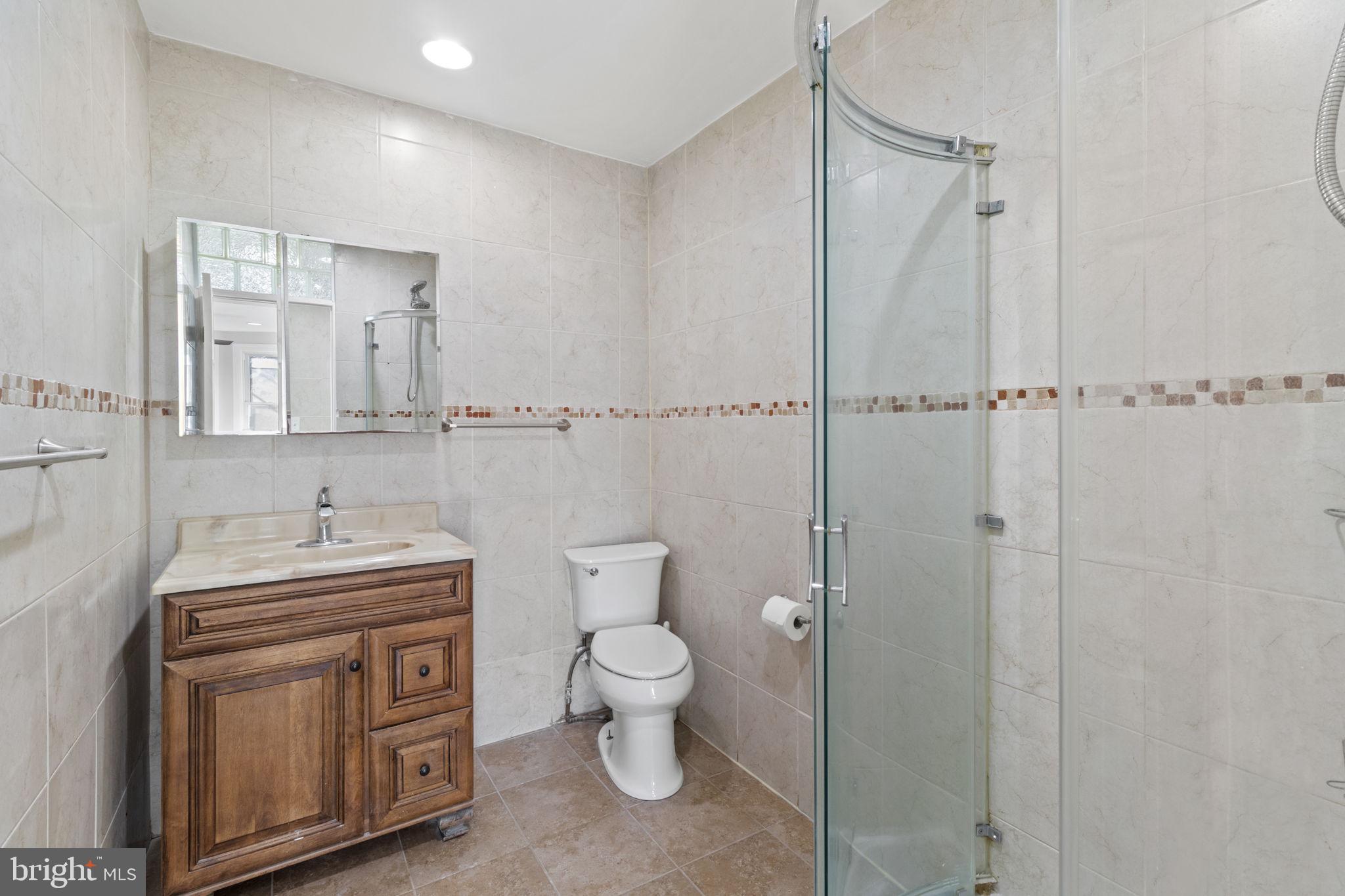 ELKINS PARK - Residential