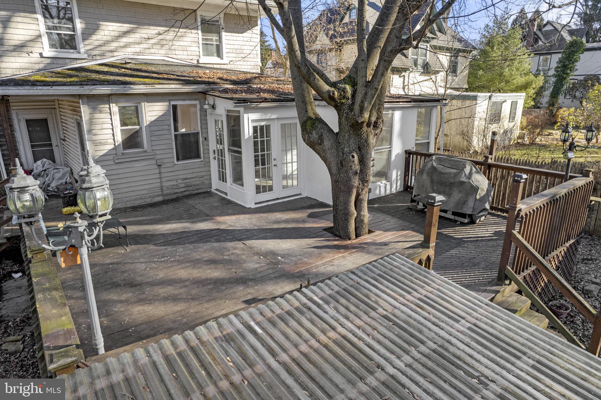 ELKINS PARK - Residential