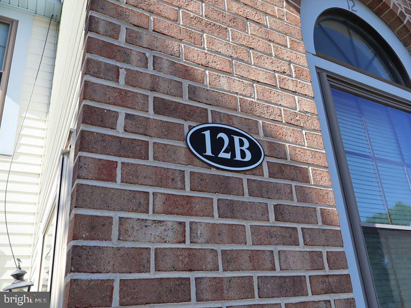 12 LUMBER JACK CIRCLE 22-B