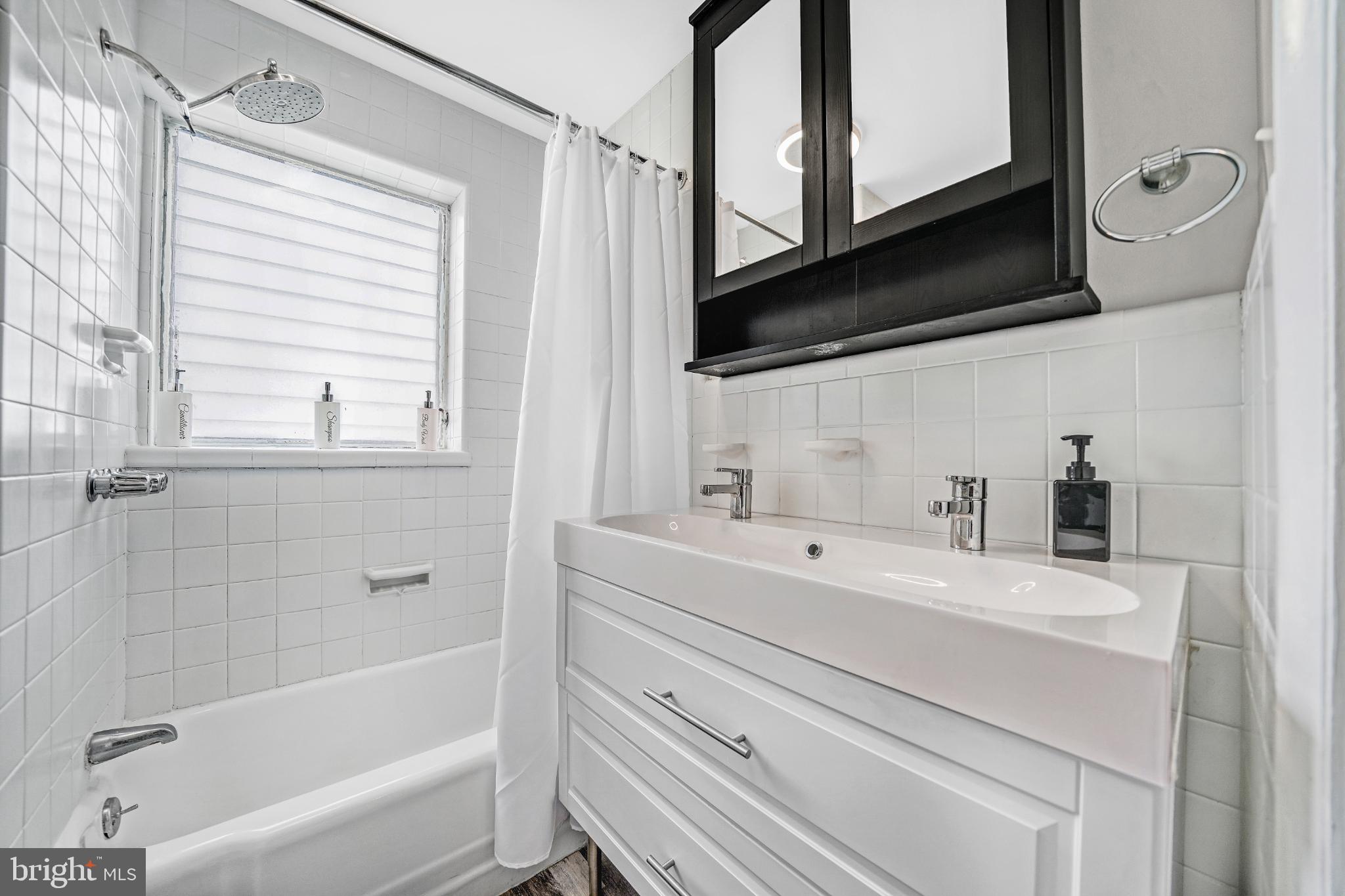 SWEDELAND - Residential