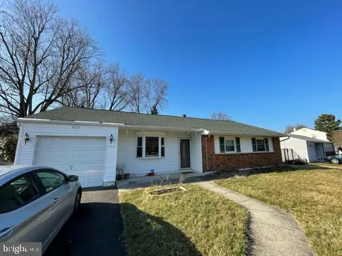 MLS: PABU2092958
