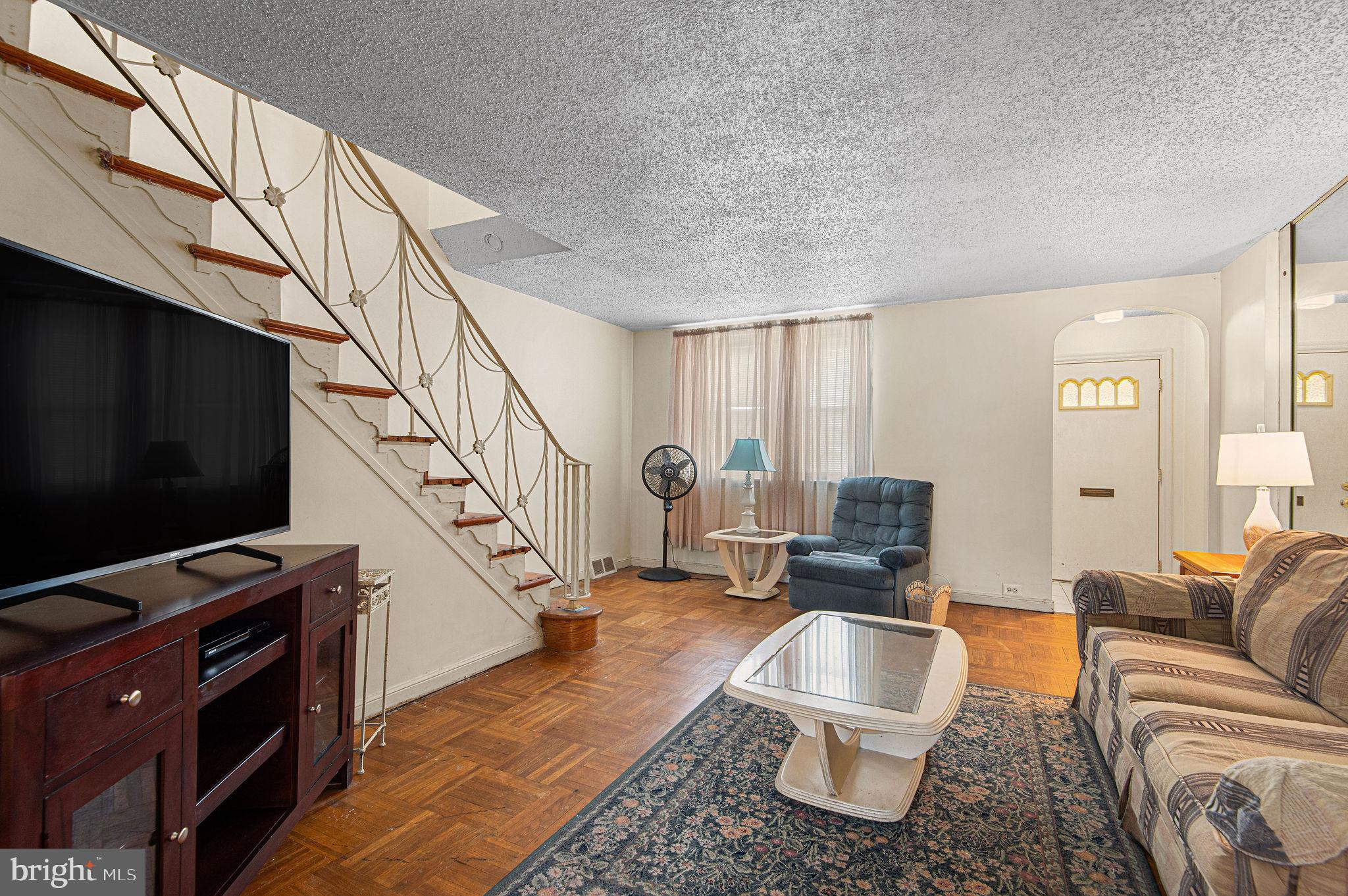 MAYFAIR - Residential