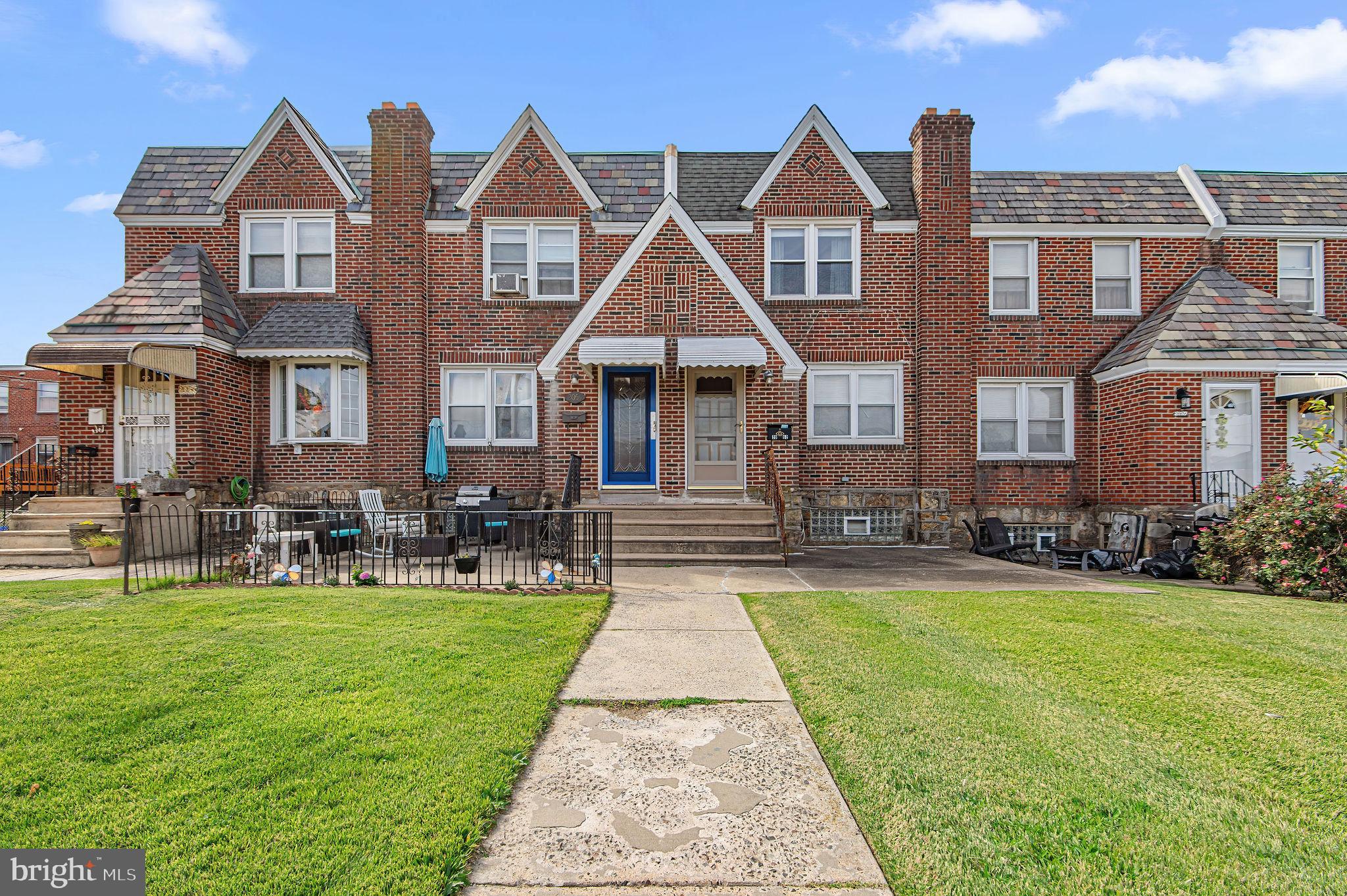 MAYFAIR - Residential