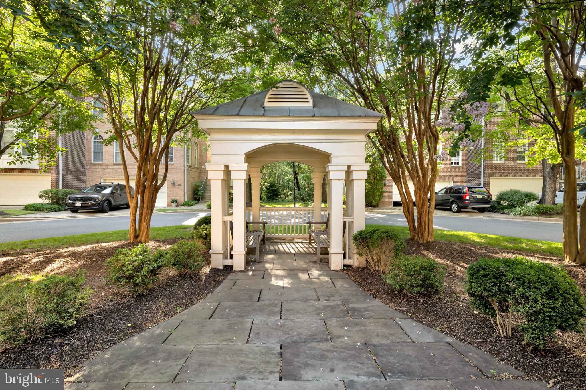 REES ESTATE - Residential