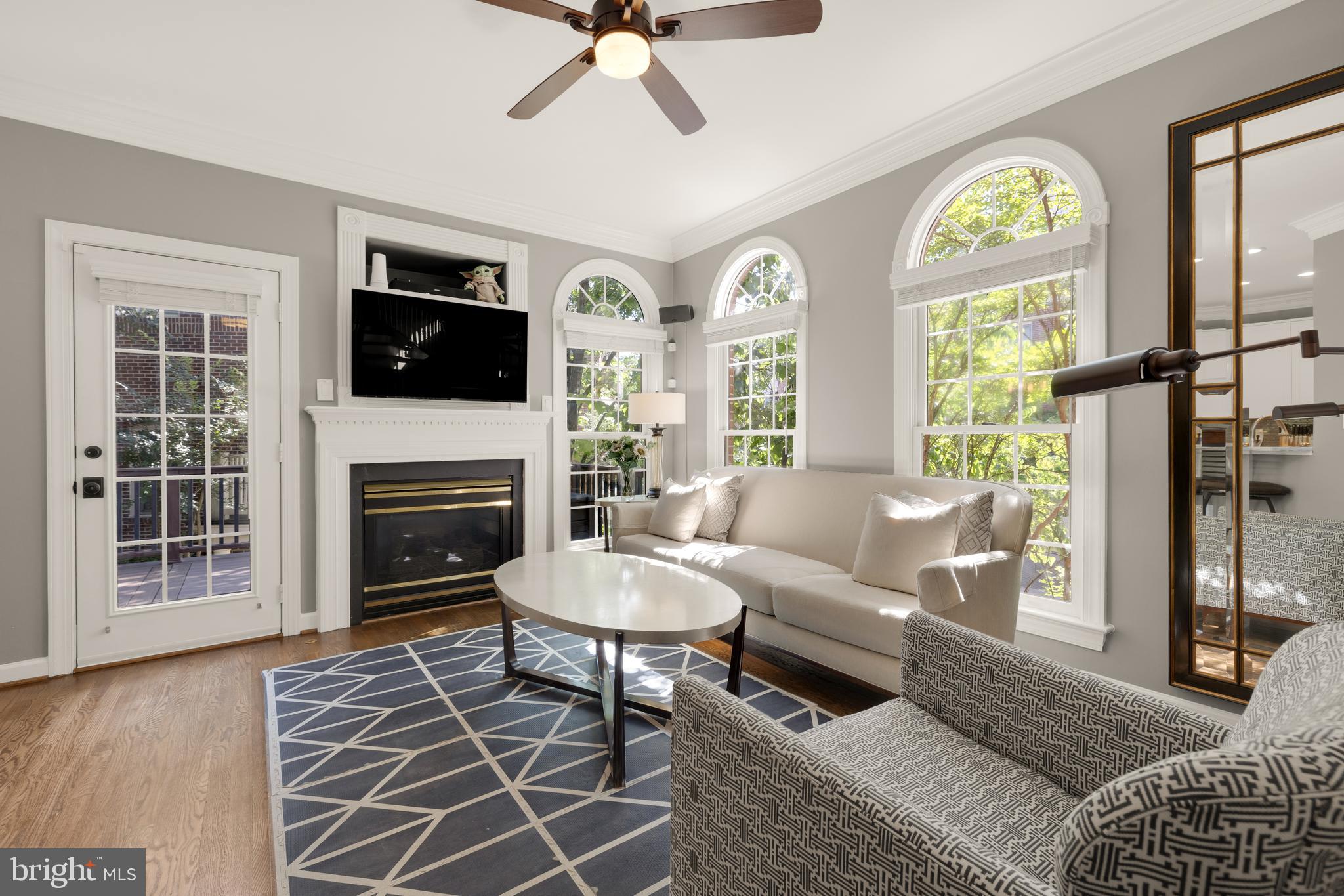 REES ESTATE - Residential