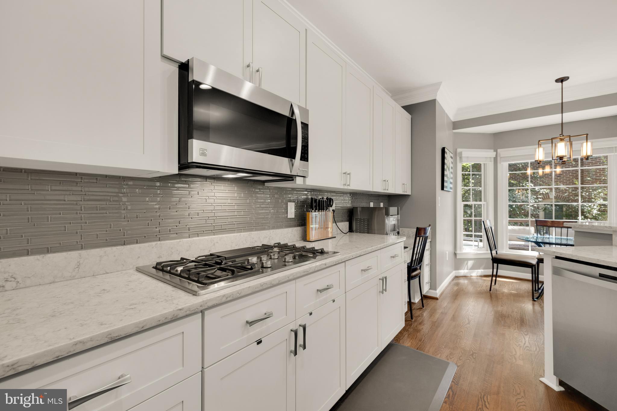 REES ESTATE - Residential