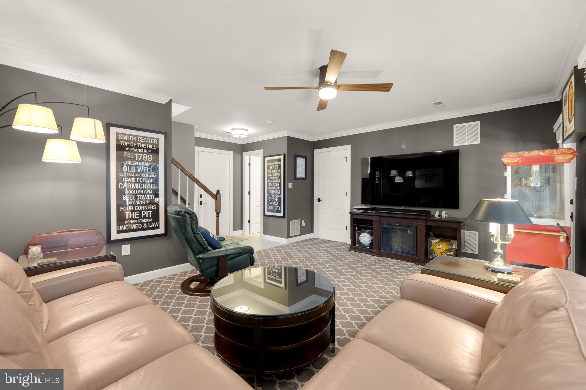 REES ESTATE - Residential