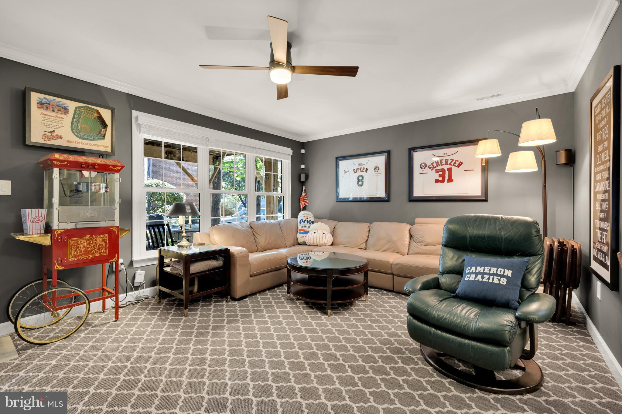 REES ESTATE - Residential