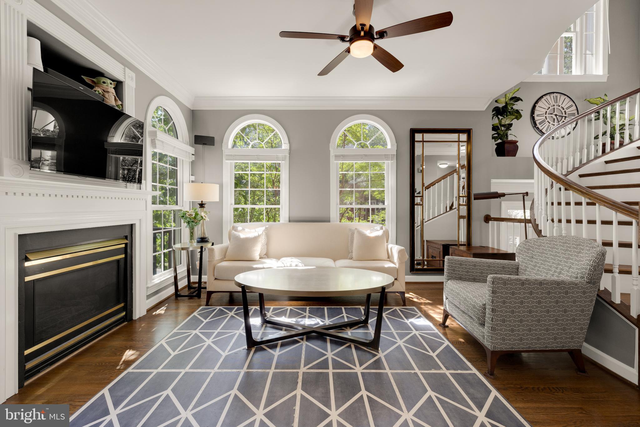 REES ESTATE - Residential