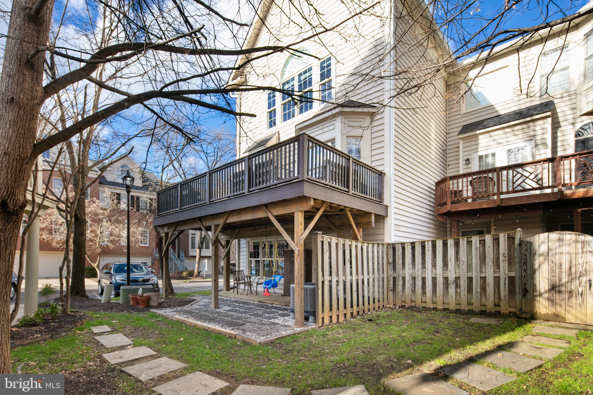 REES ESTATE - Residential