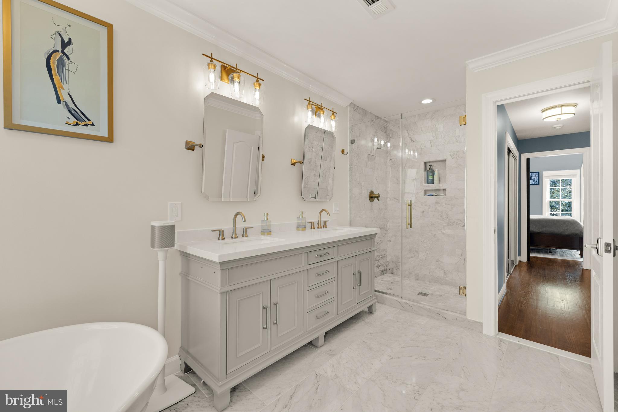 REES ESTATE - Residential