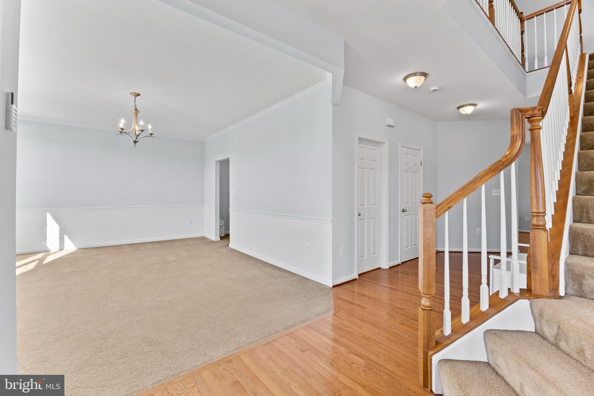 EAGLES POINTE - Residential