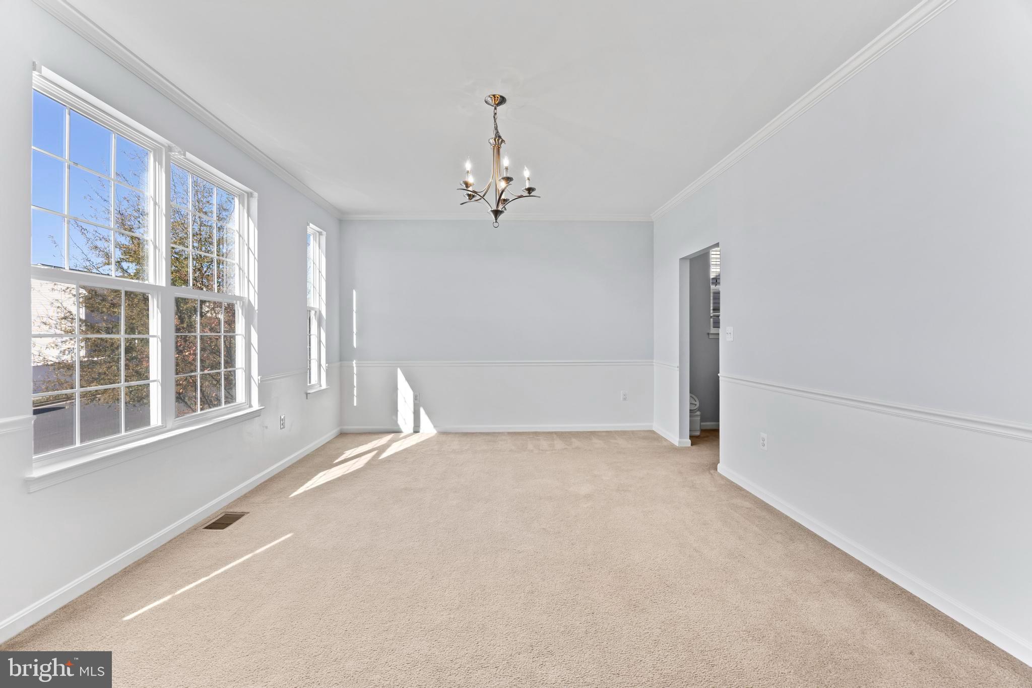 EAGLES POINTE - Residential