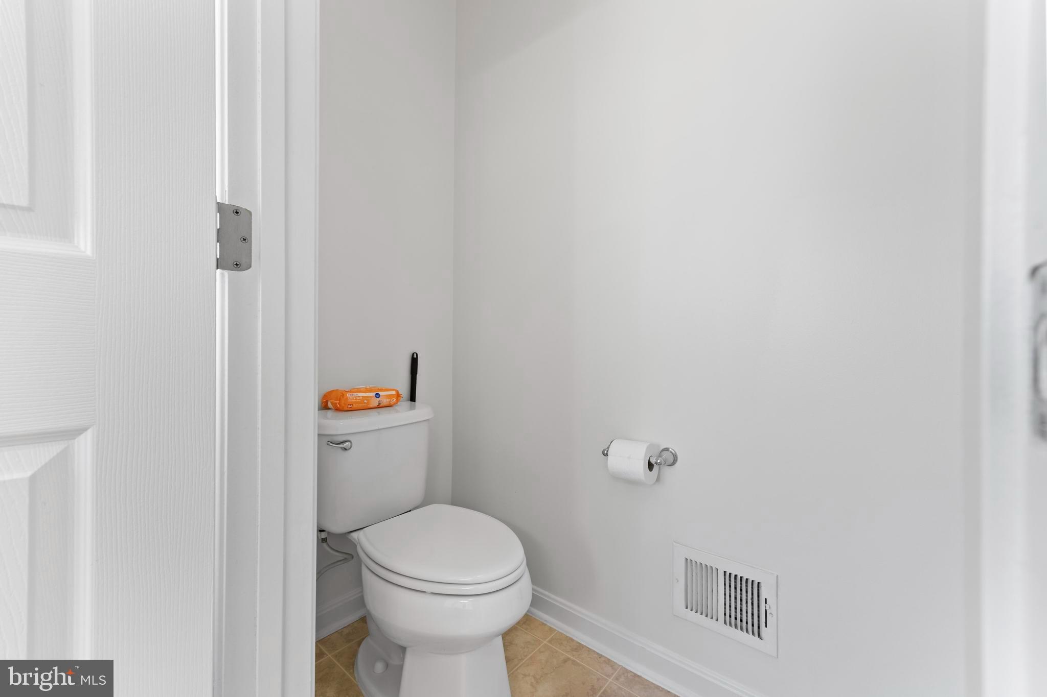 EAGLES POINTE - Residential