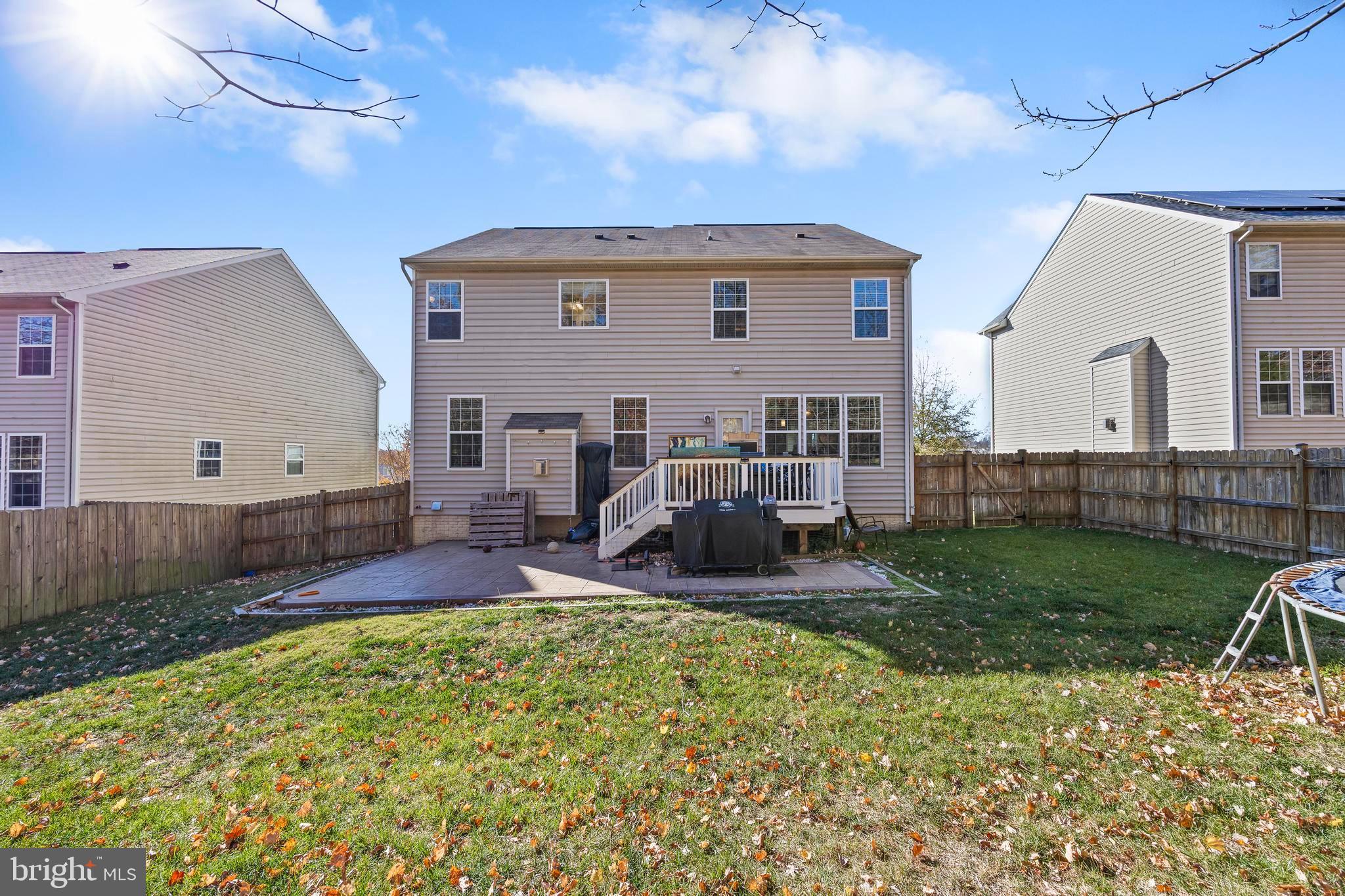 EAGLES POINTE - Residential