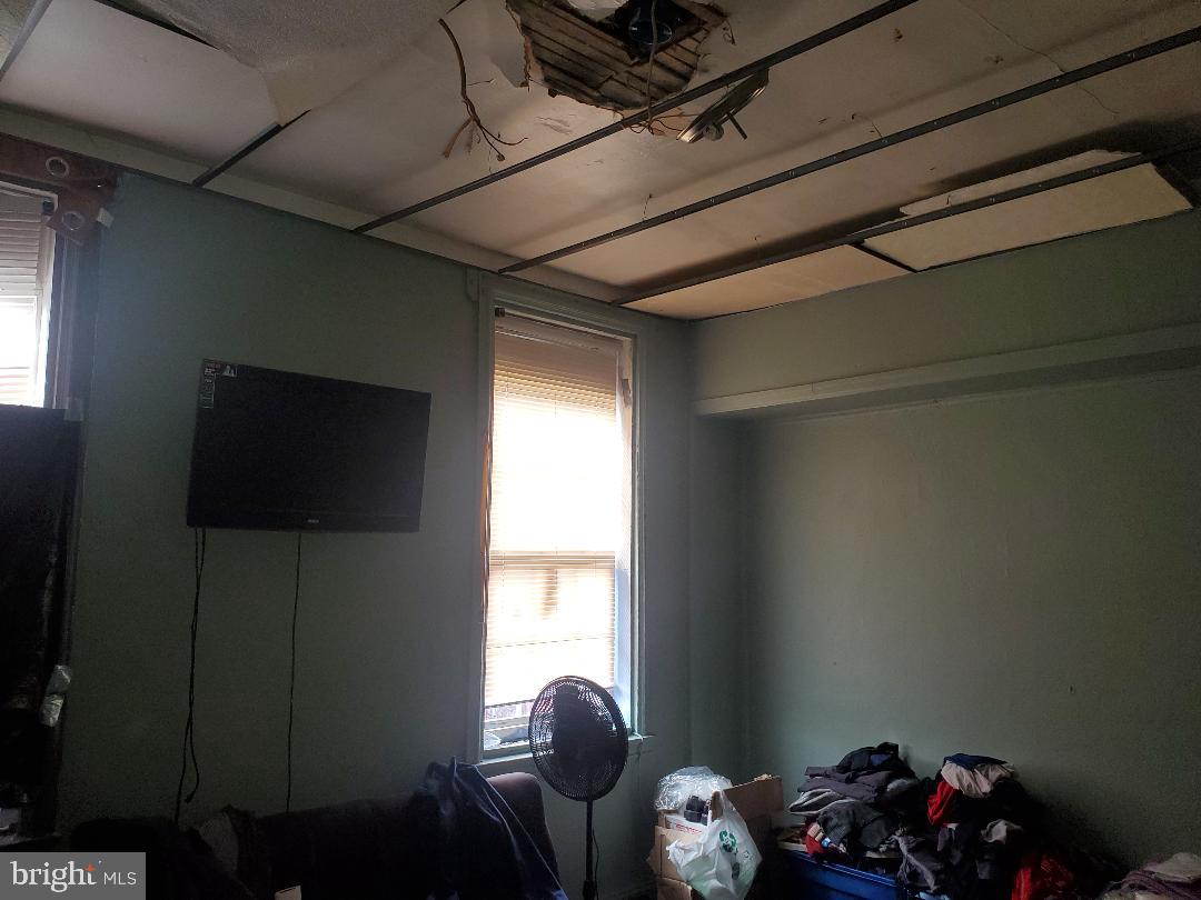 TEMPLE UNIVERSITY - Residential Income