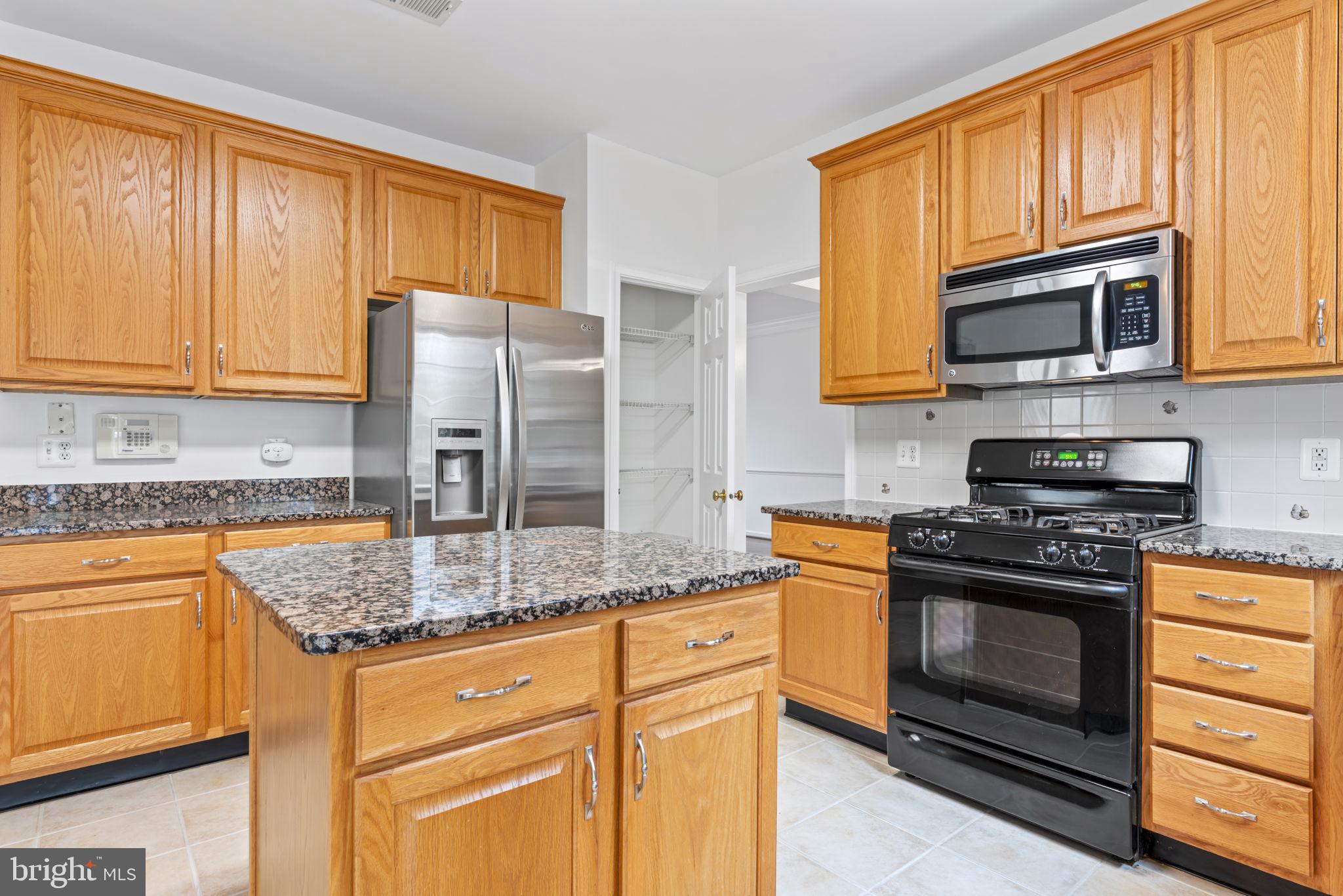 BELMONT COUNTRY CLUB - Residential