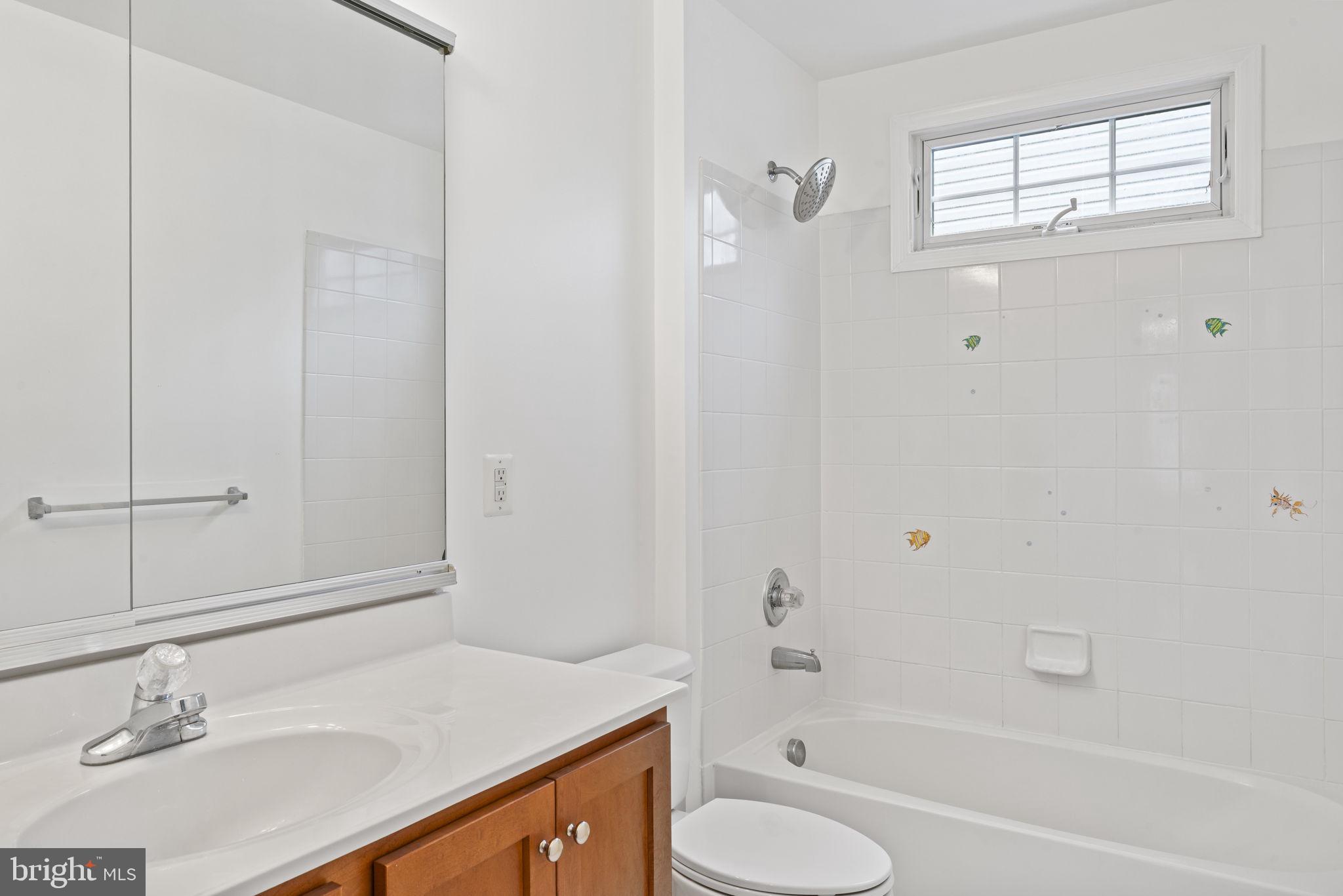 BELMONT COUNTRY CLUB - Residential