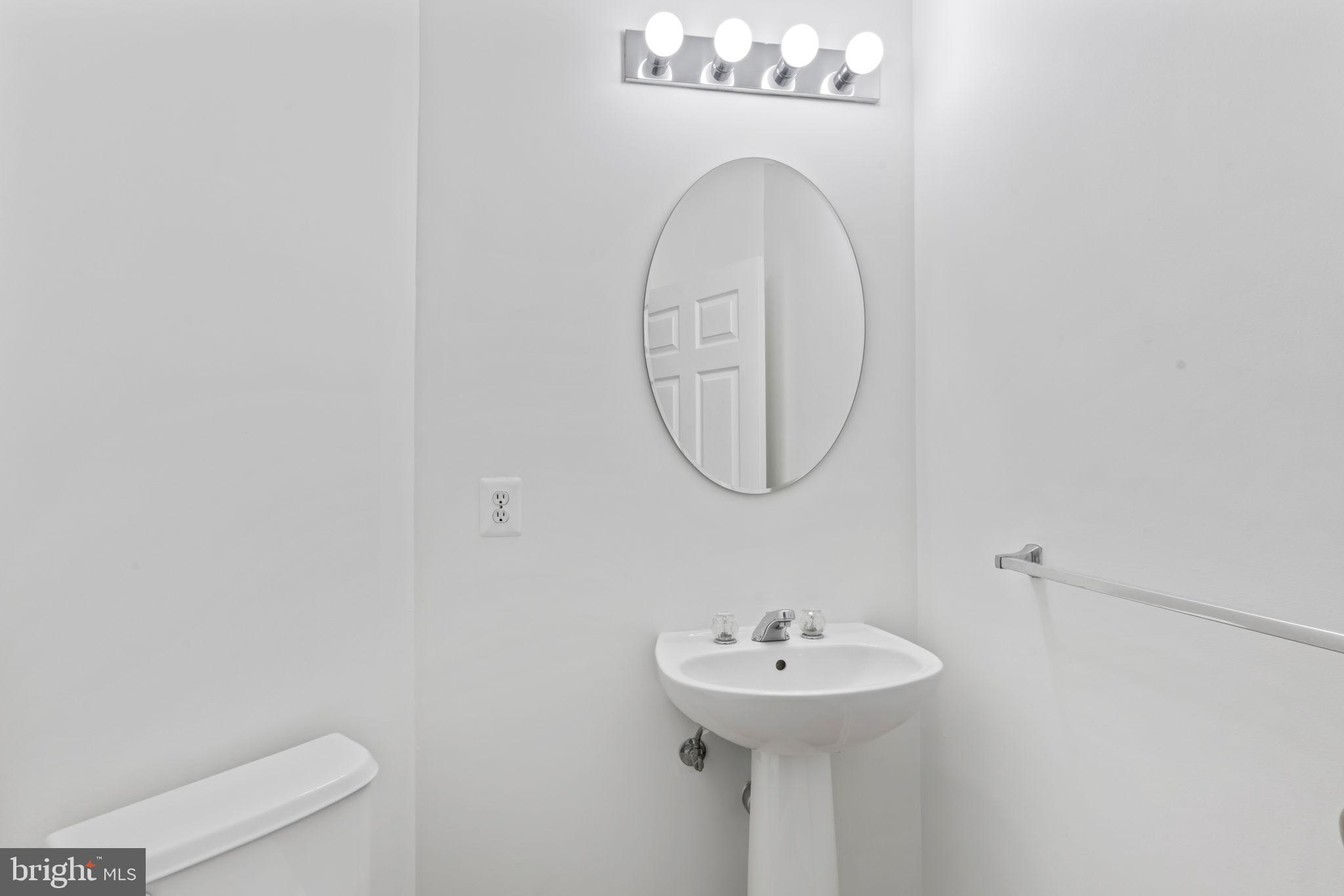 BELMONT COUNTRY CLUB - Residential