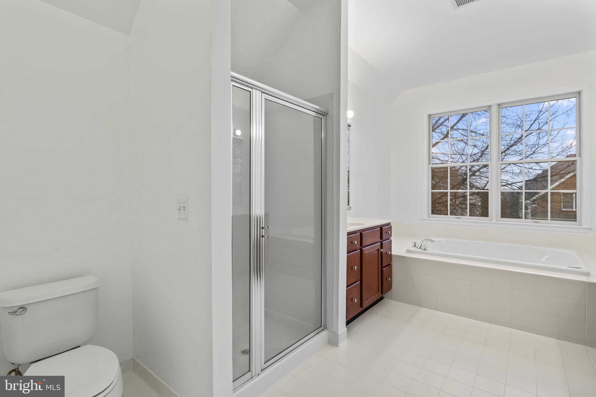 BELMONT COUNTRY CLUB - Residential