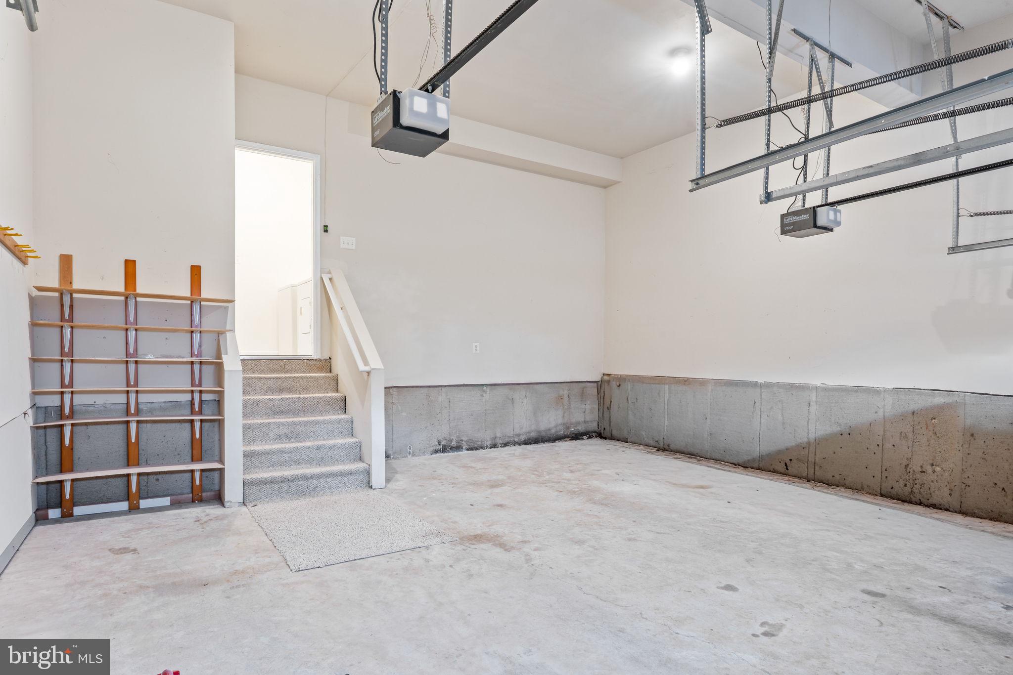 BELMONT COUNTRY CLUB - Residential