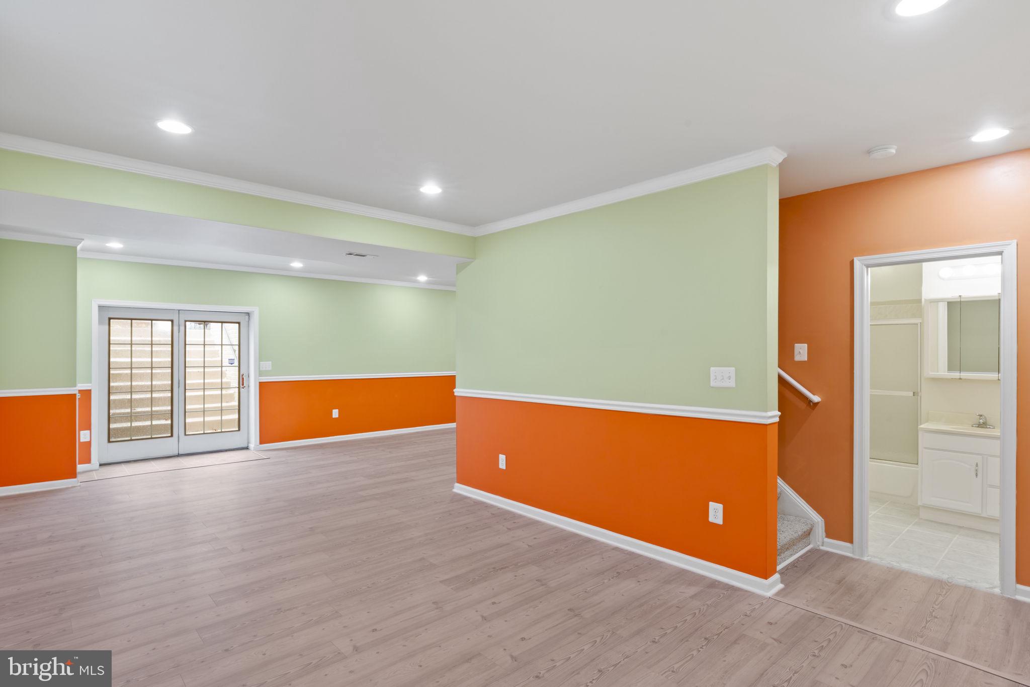 BELMONT COUNTRY CLUB - Residential