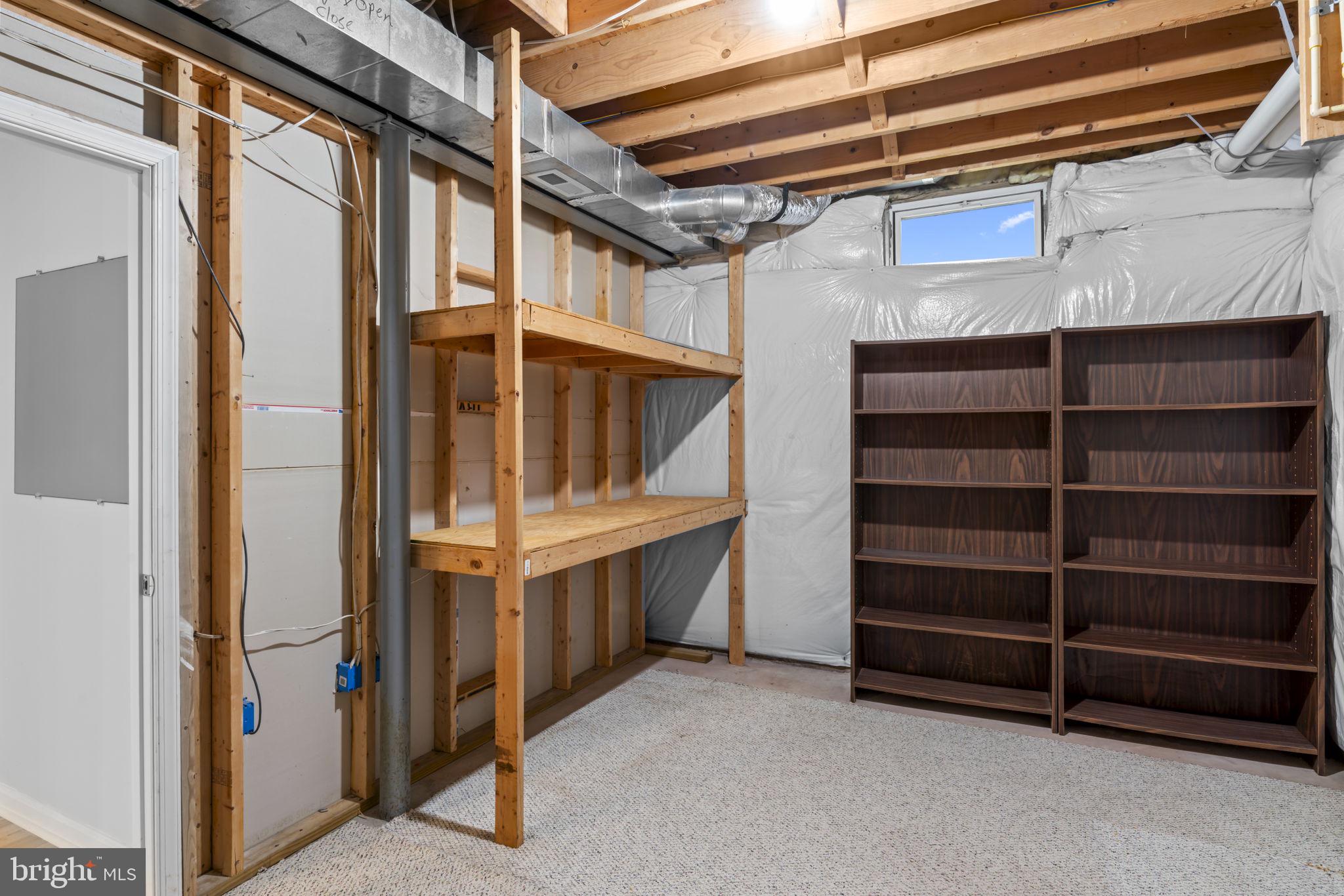 BELMONT COUNTRY CLUB - Residential