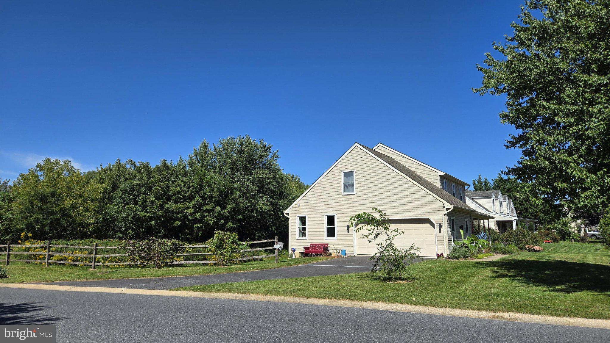 243 KINGSBRIDGE DRIVE