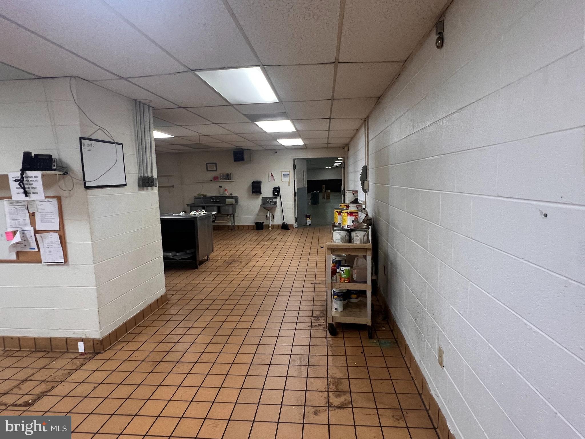 DERRY - Commercial Sale