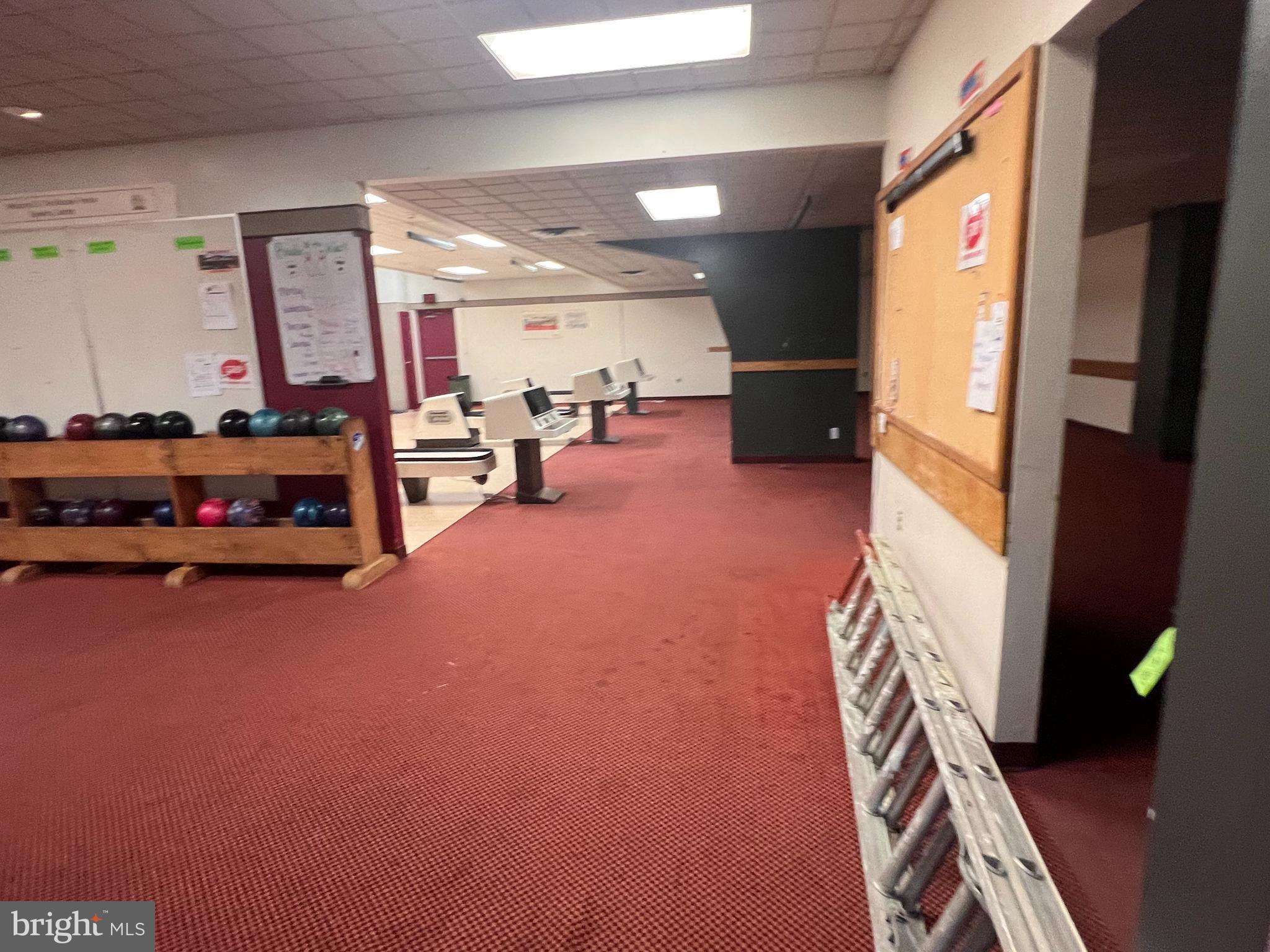 DERRY - Commercial Sale