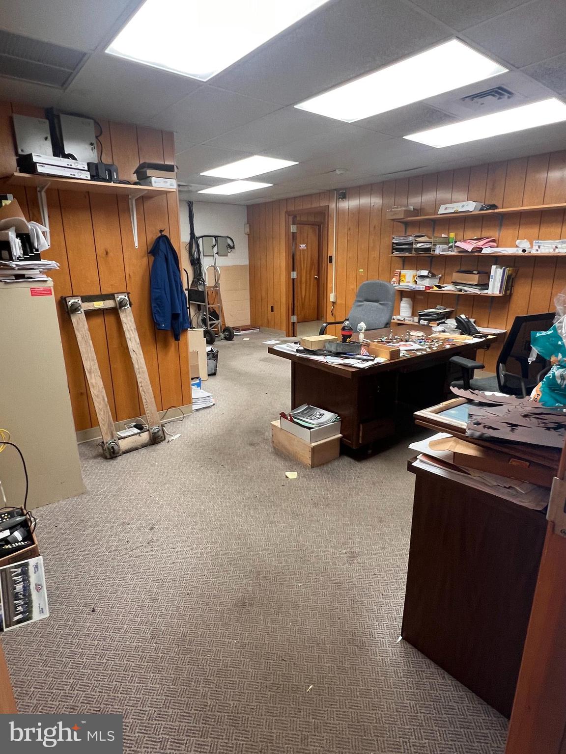 DERRY - Commercial Sale