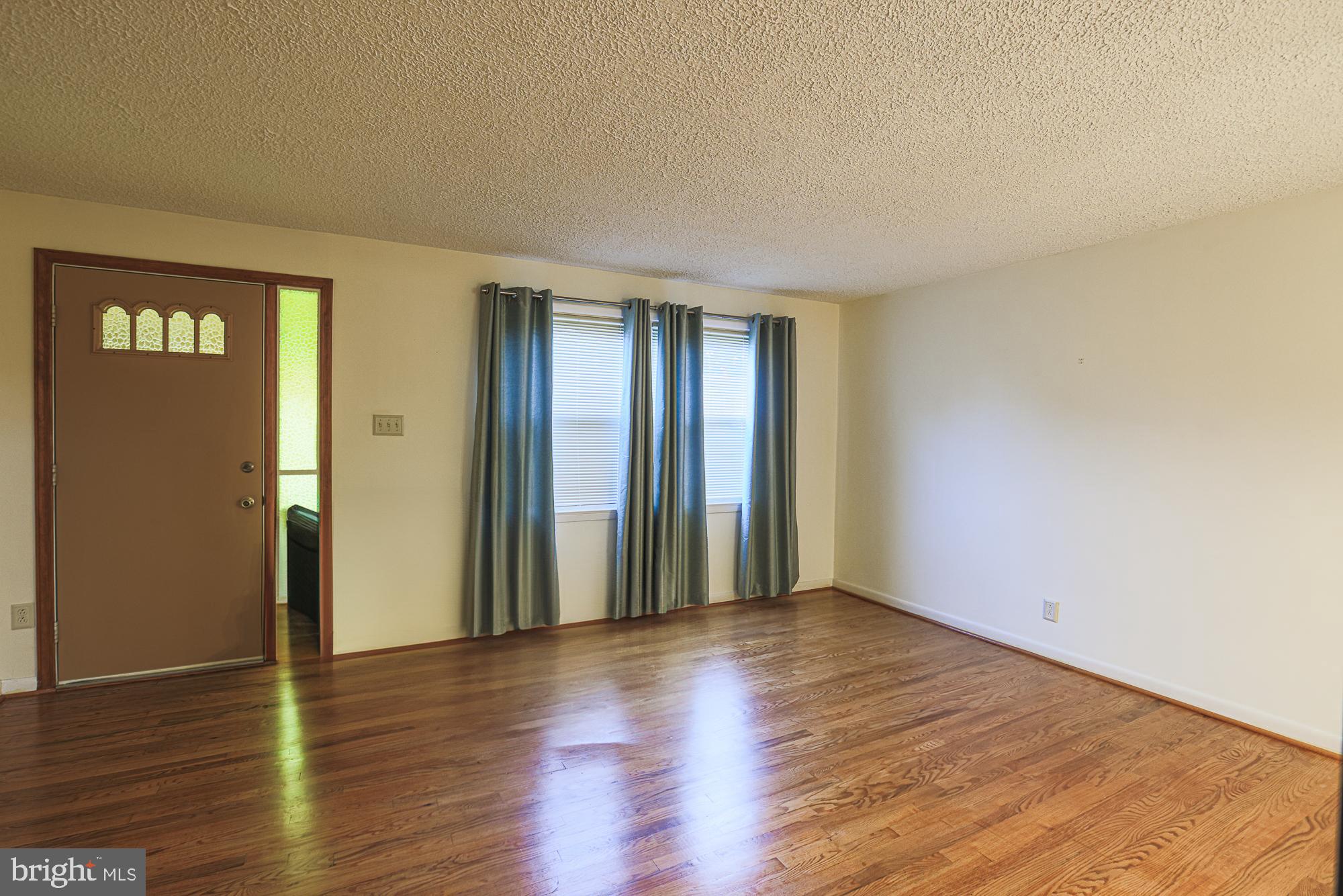1629 RIVERWOOD ROAD