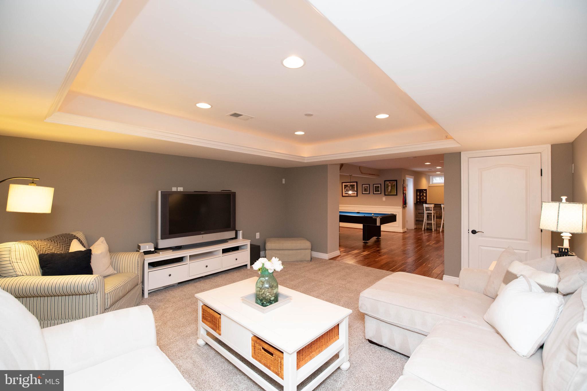 WAVERLY FARM - Residential