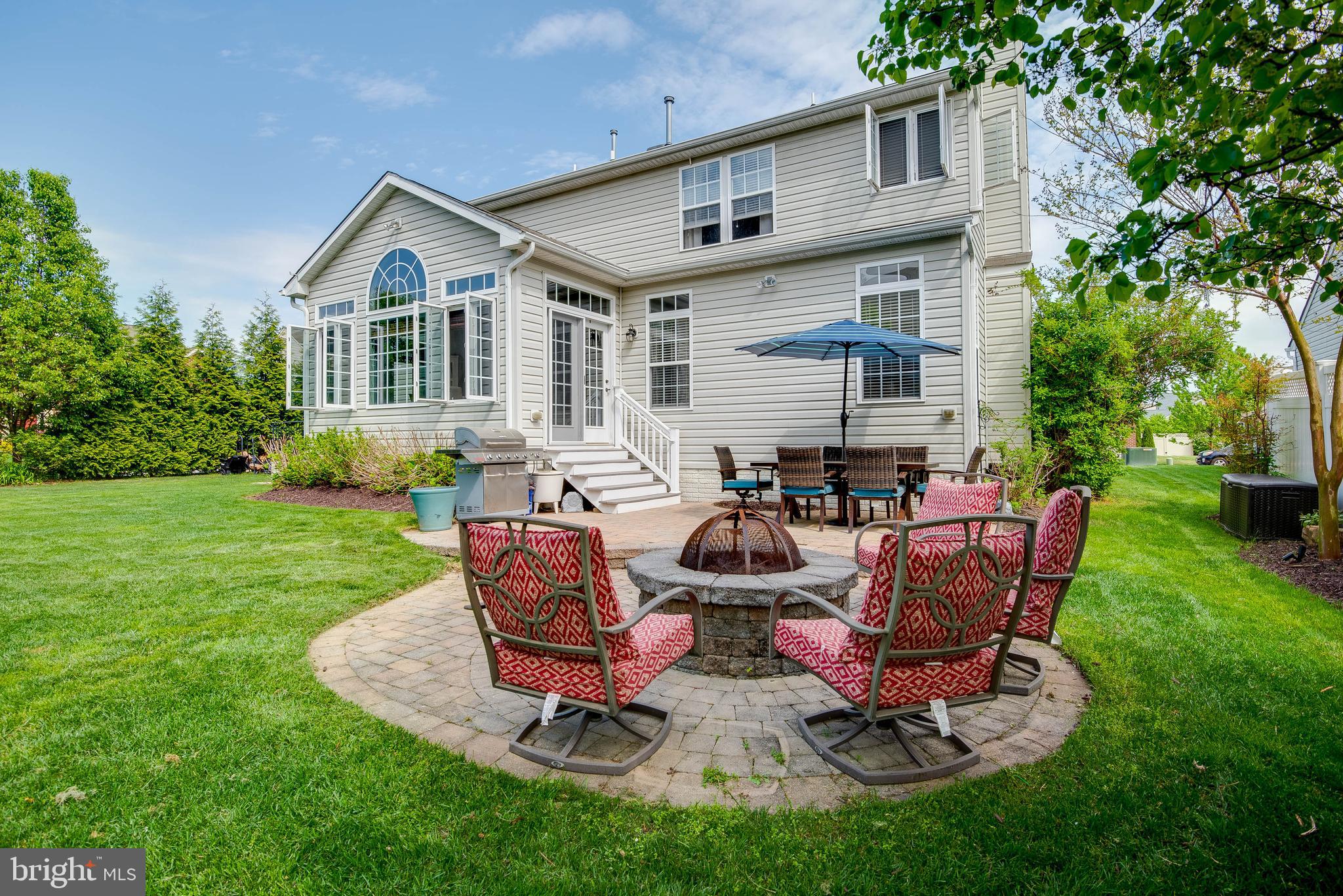 WAVERLY FARM - Residential