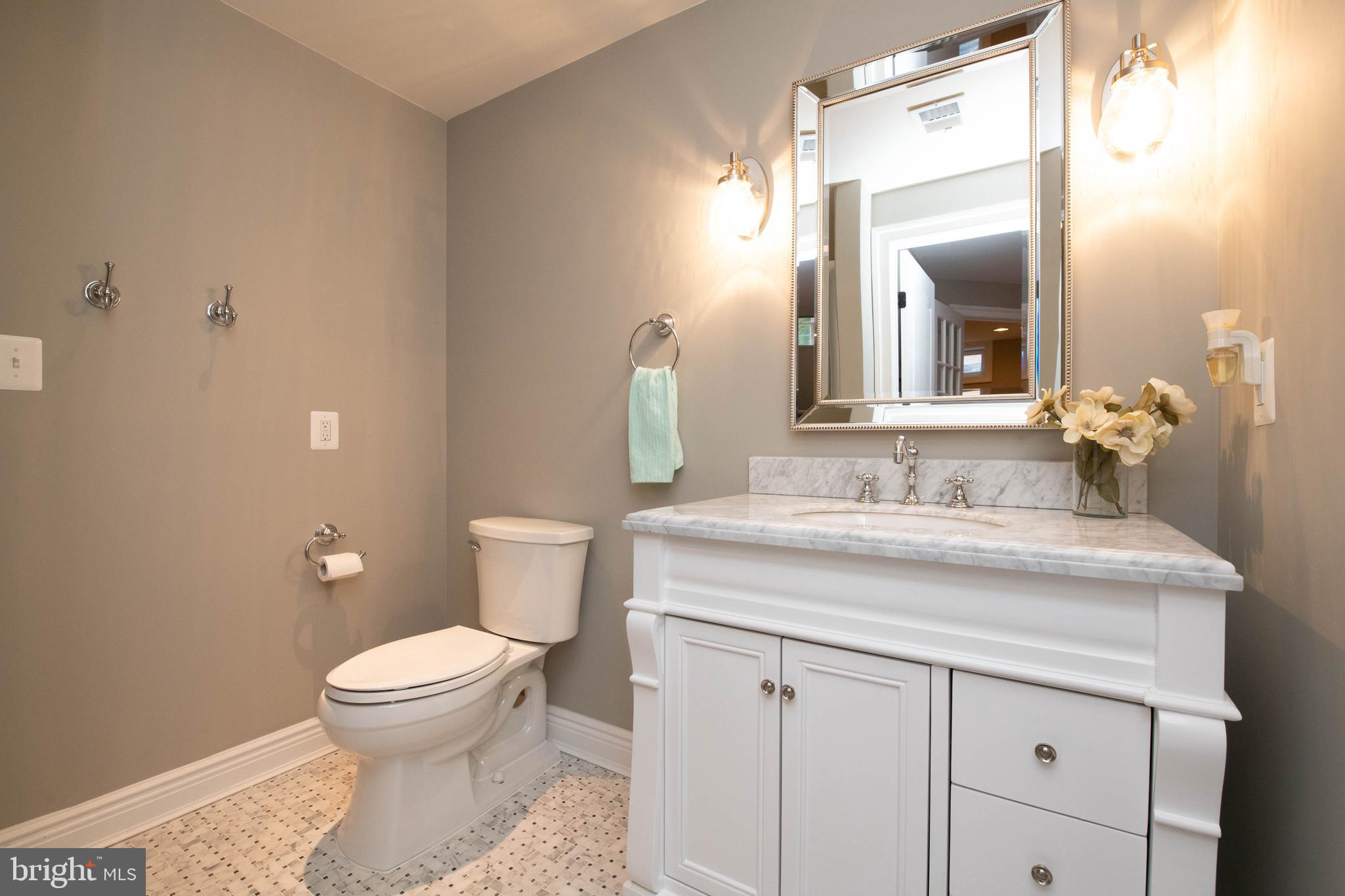 WAVERLY FARM - Residential