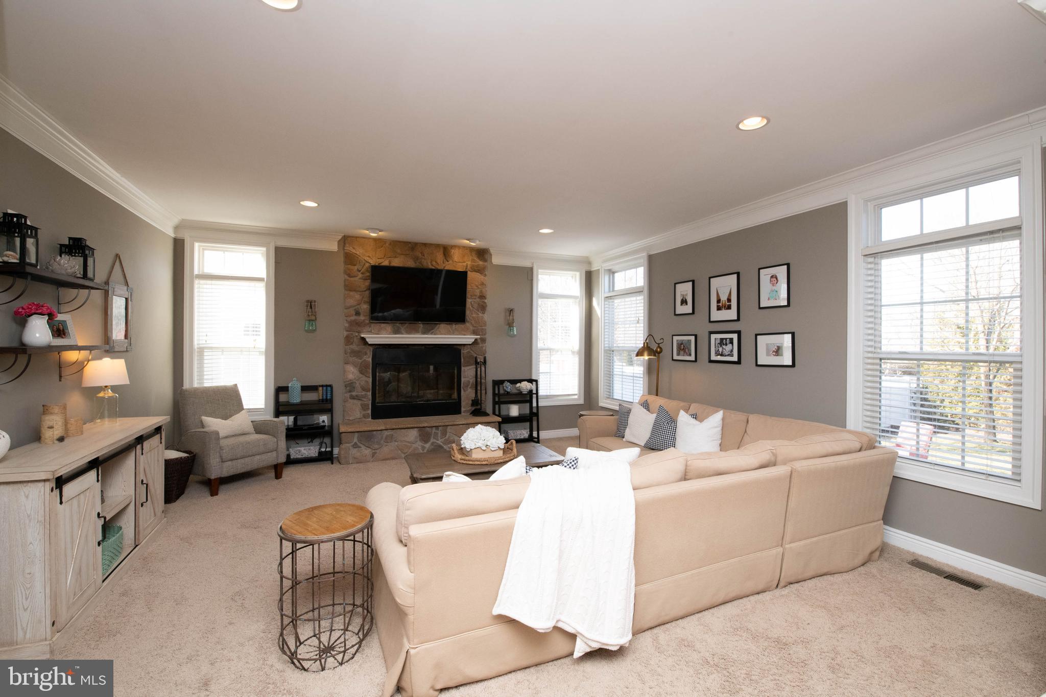 WAVERLY FARM - Residential