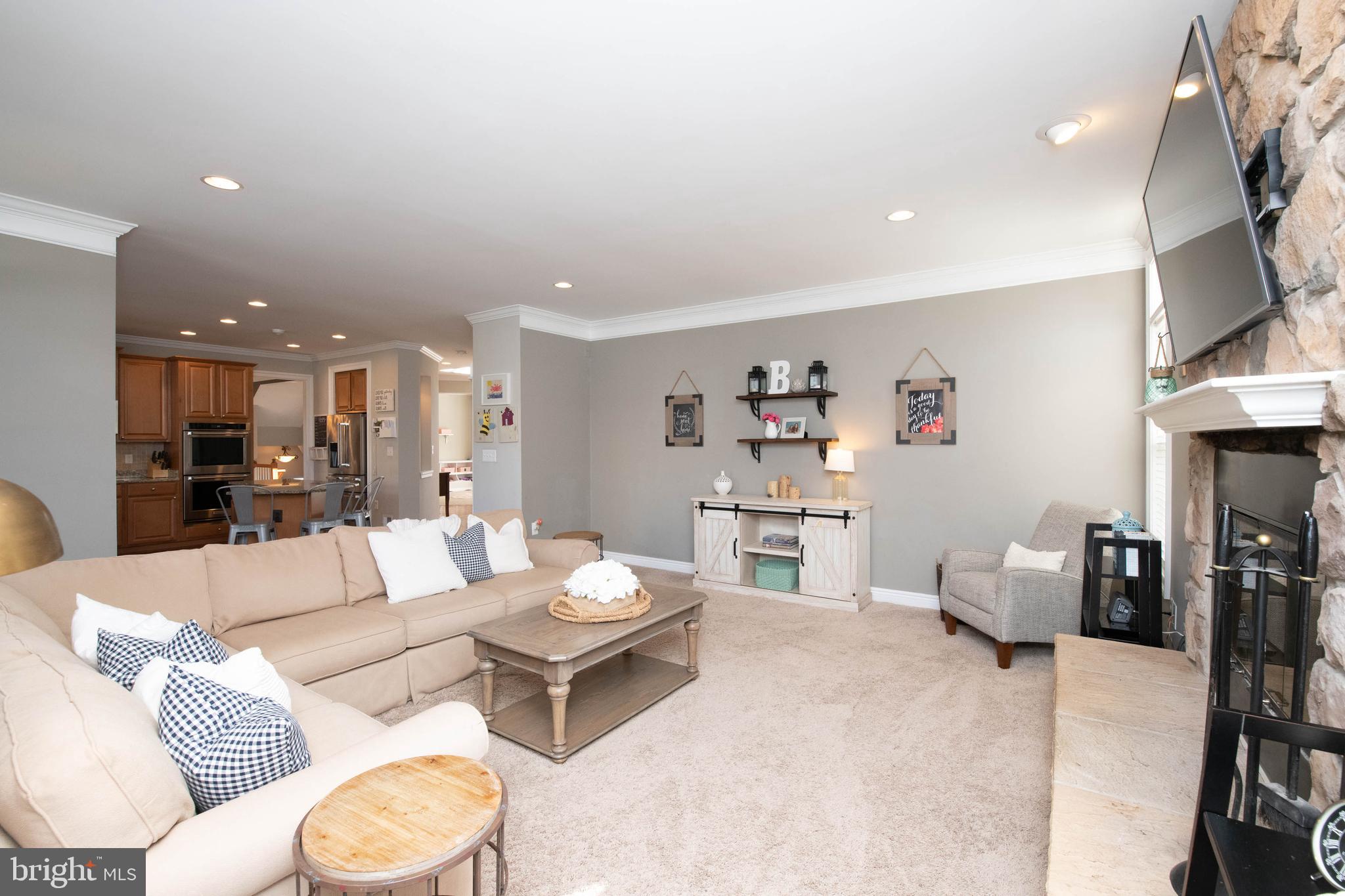 WAVERLY FARM - Residential