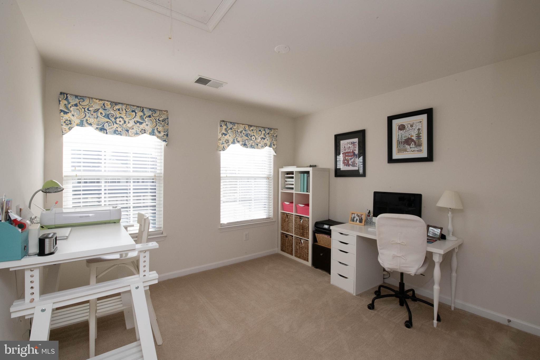 WAVERLY FARM - Residential