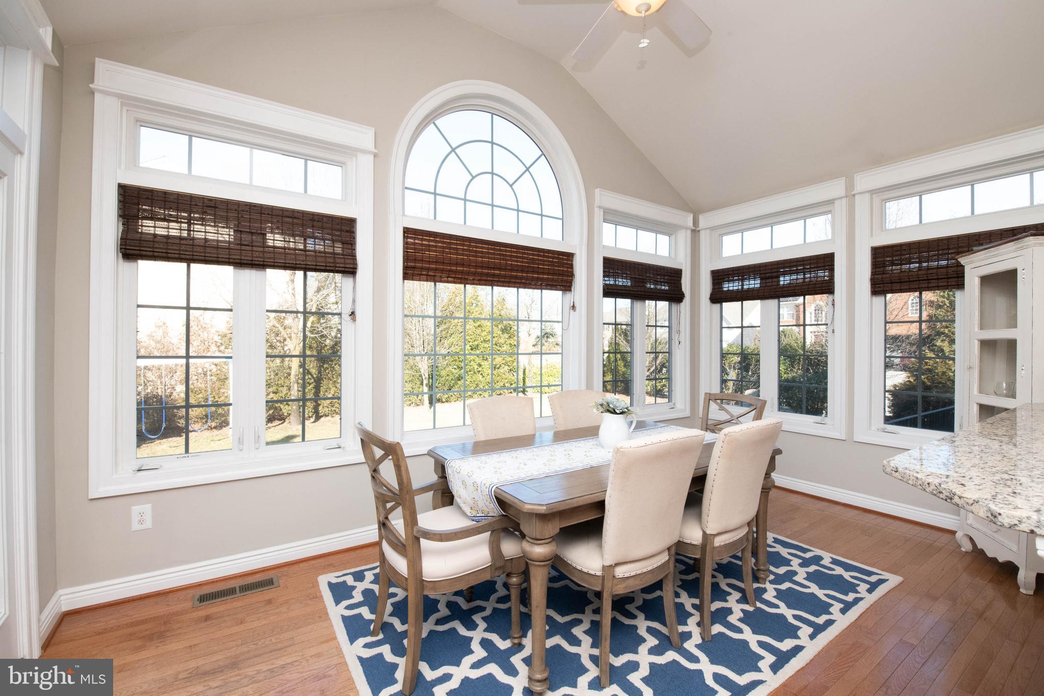 WAVERLY FARM - Residential