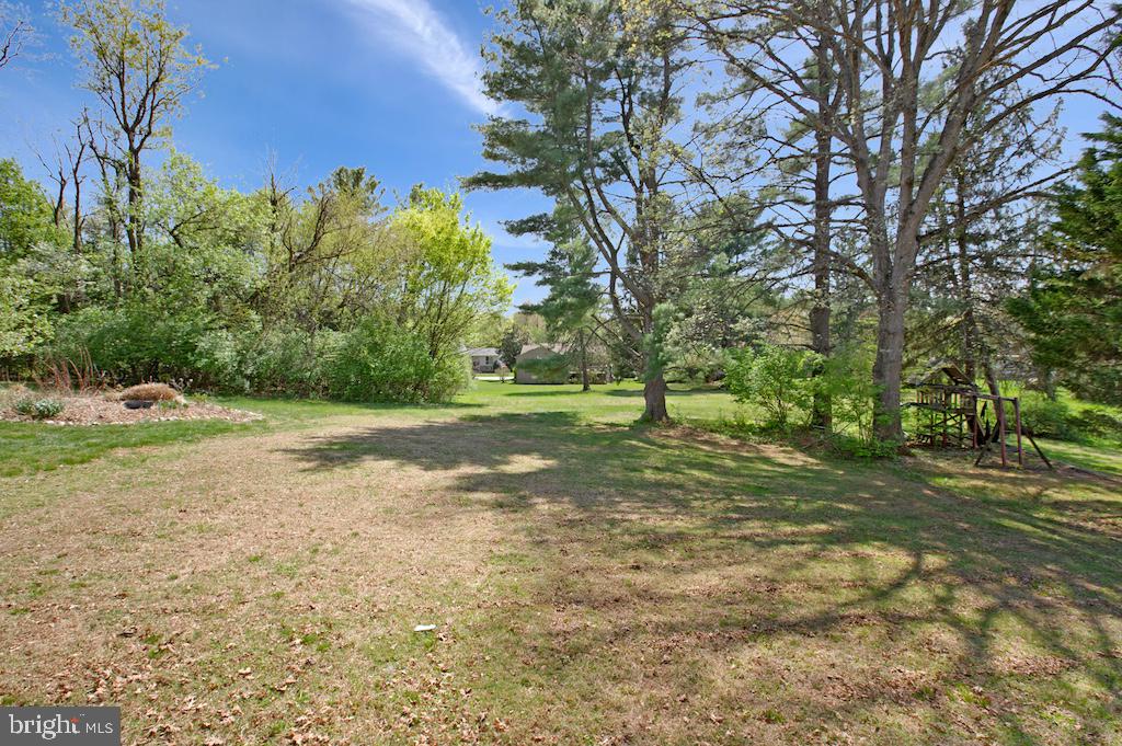 VILLAGE OF OAKLAND MILLS - Residential