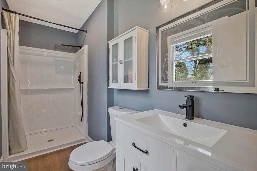 VILLAGE OF OAKLAND MILLS - Residential