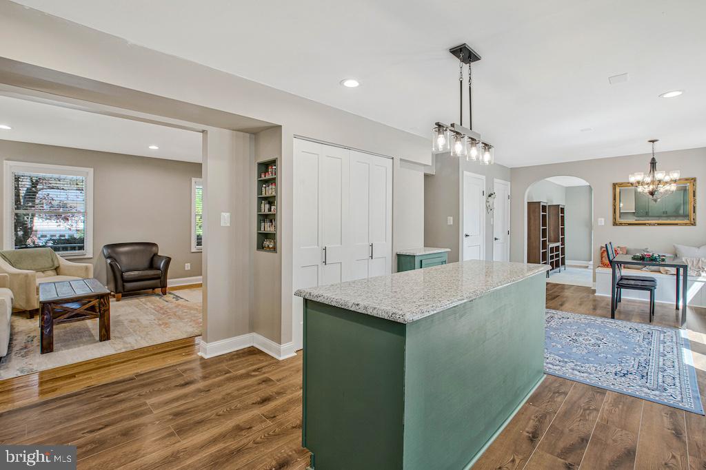 VILLAGE OF OAKLAND MILLS - Residential