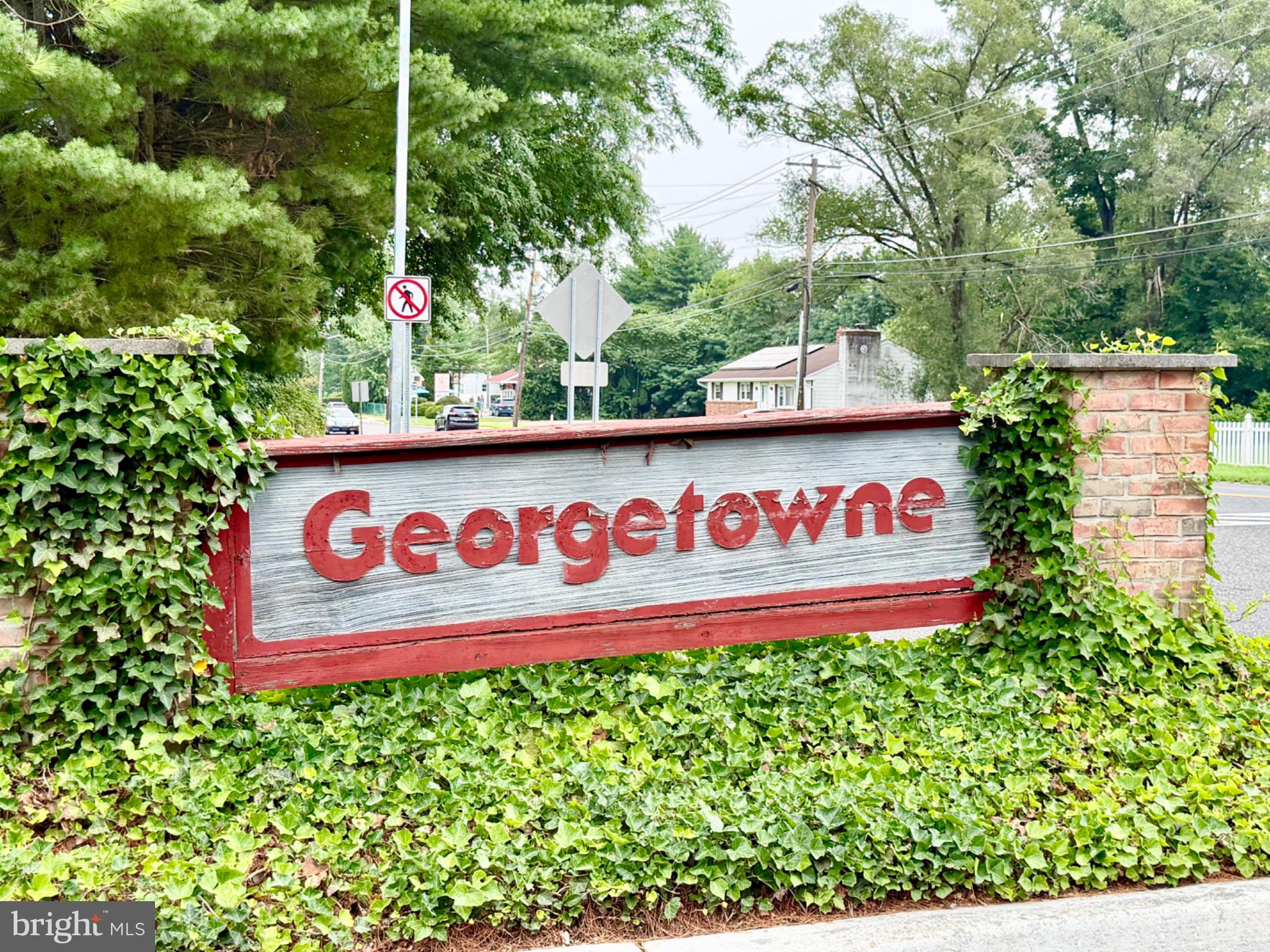 38 CHISWICK DRIVE