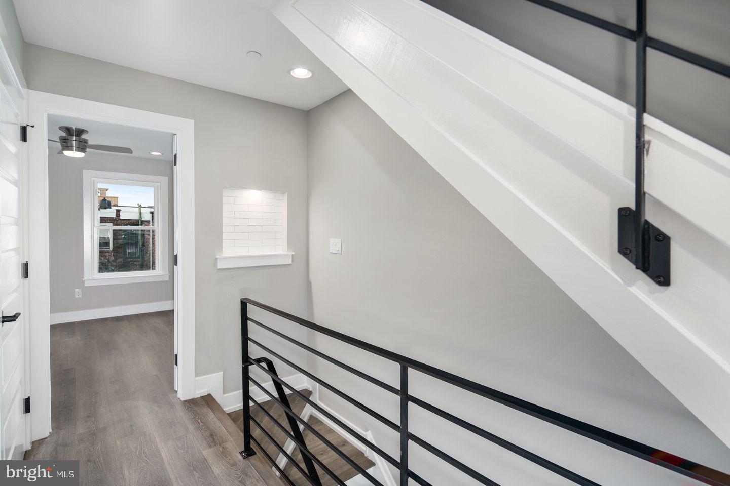 POINT BREEZE - Residential