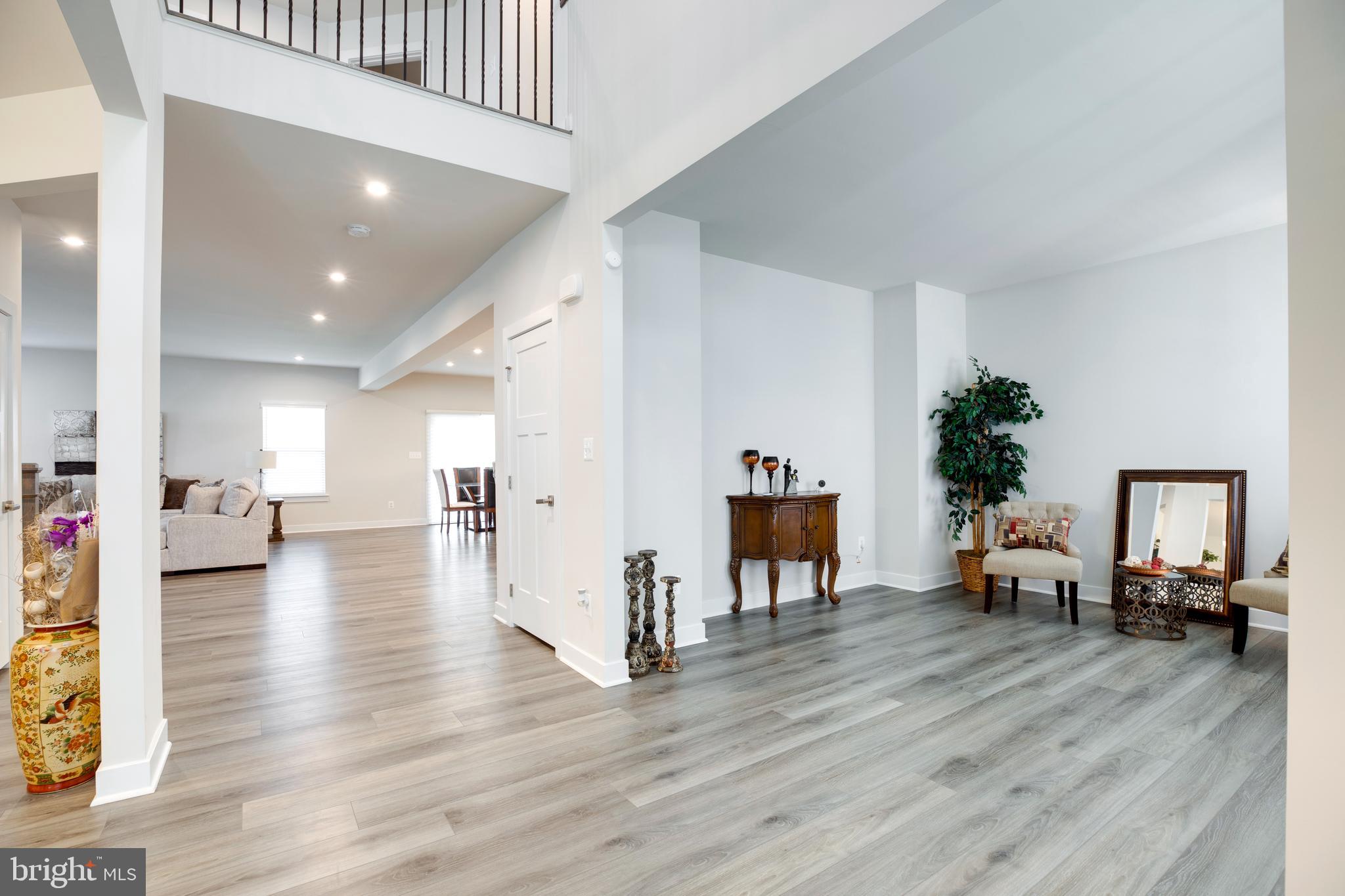 BROAD RUN ESTATES - Residential