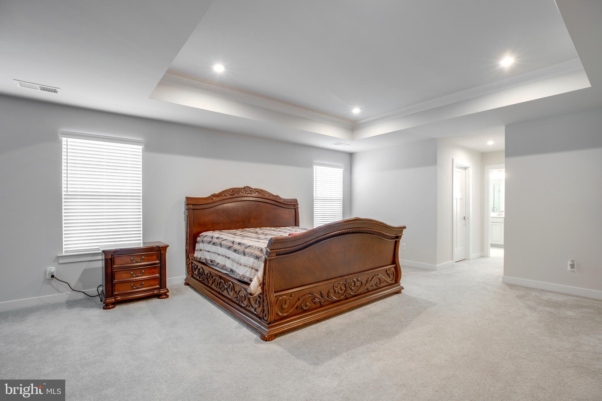 BROAD RUN ESTATES - Residential