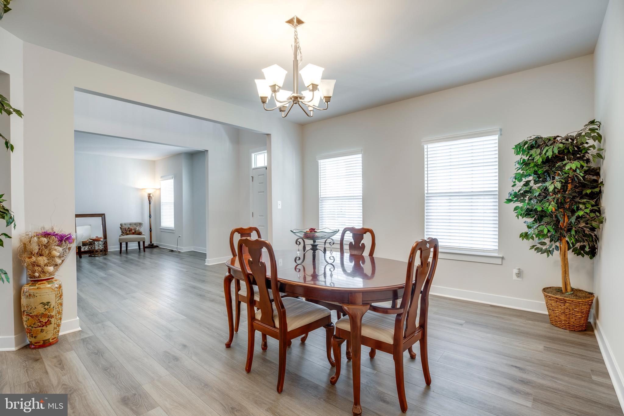 BROAD RUN ESTATES - Residential