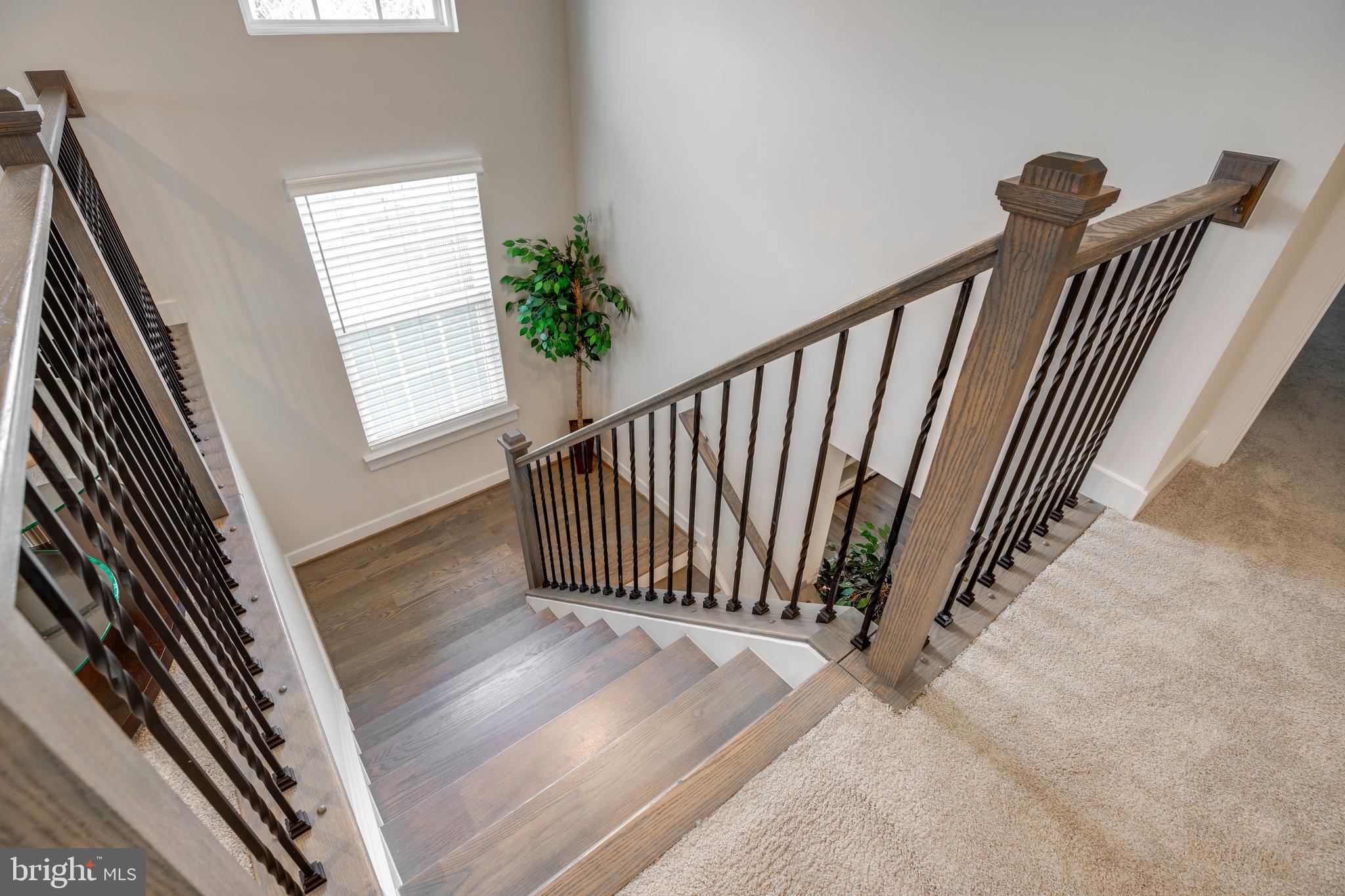 BROAD RUN ESTATES - Residential