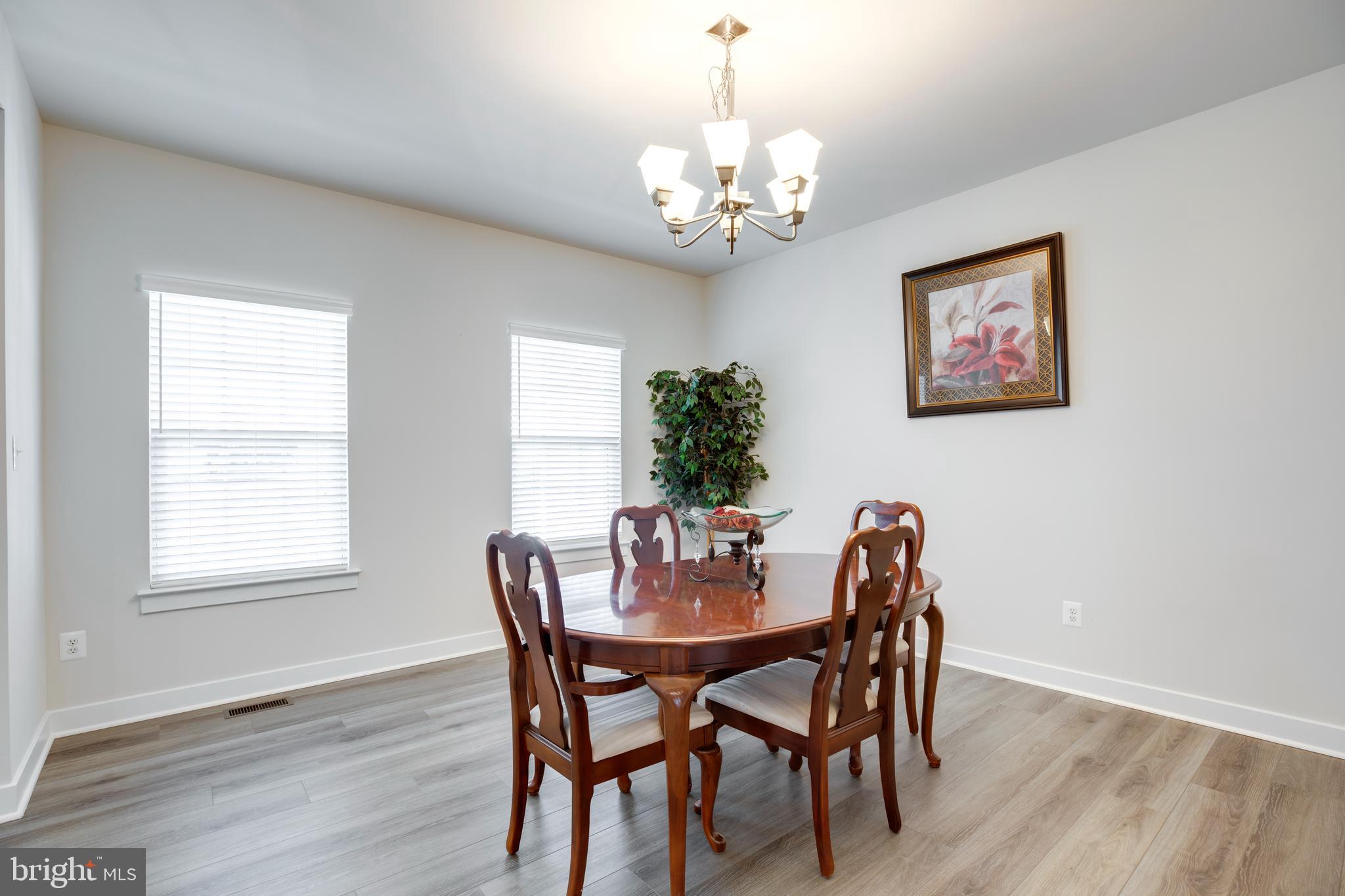 BROAD RUN ESTATES - Residential