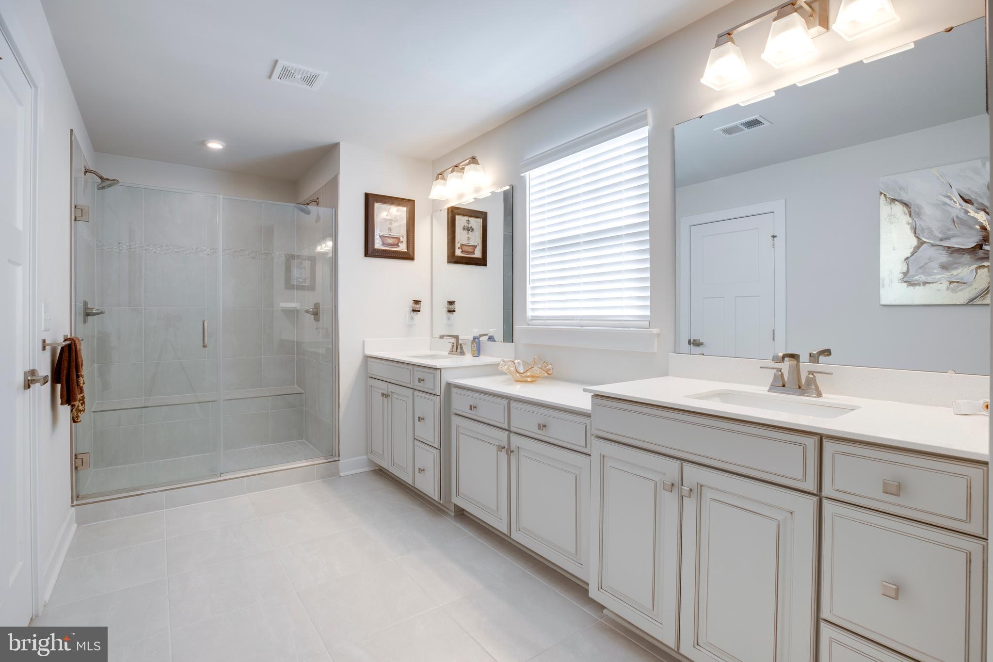 BROAD RUN ESTATES - Residential